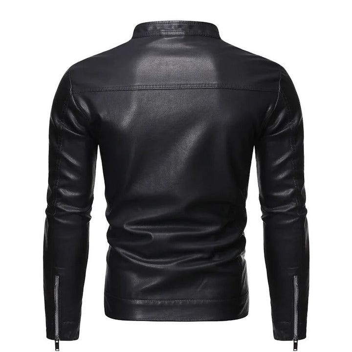 Chaqueta de cuero con cuello alto